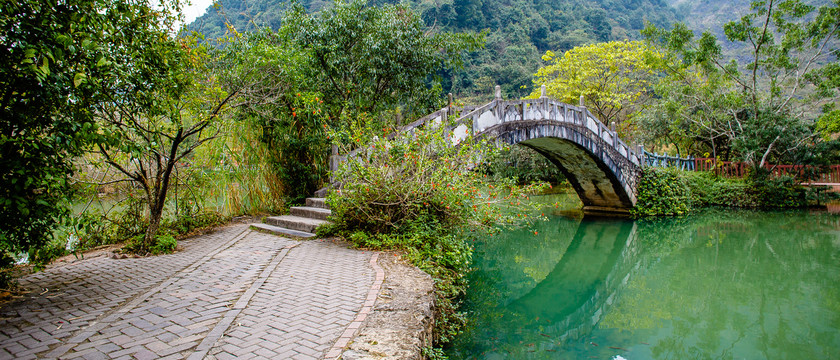 鹅泉风光