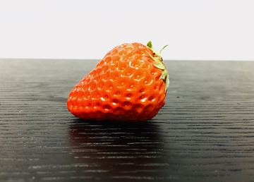 草莓 创意拍摄