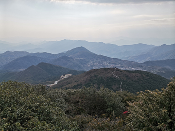 层层叠叠的高山