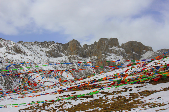 太子山煨桑台