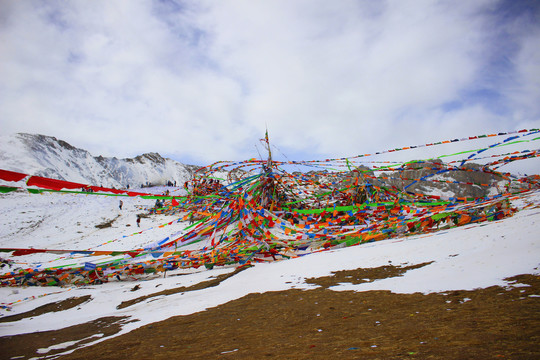 太子山煨桑台