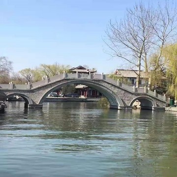 大明湖的桥