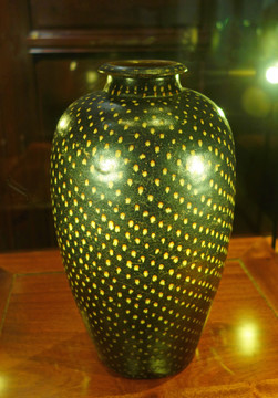 宋代吉州窑瓷瓶
