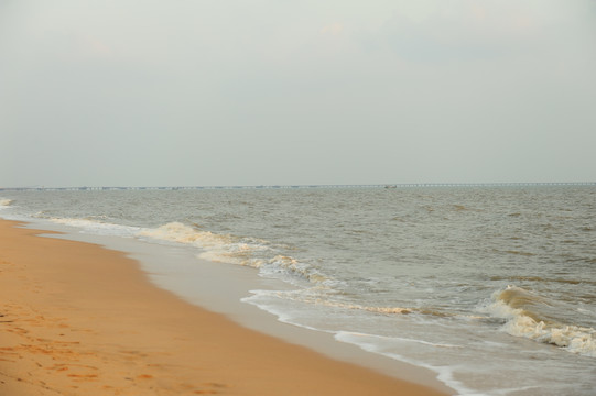 沙滩浪花