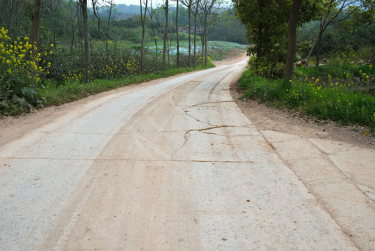 损坏公路