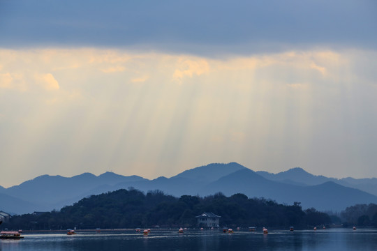 西湖晚霞