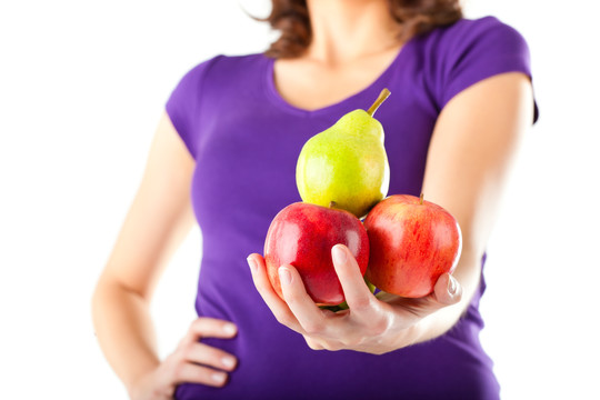 健康饮食-吃苹果和梨的女人