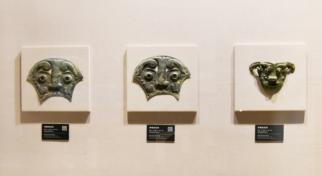 西周青铜面具