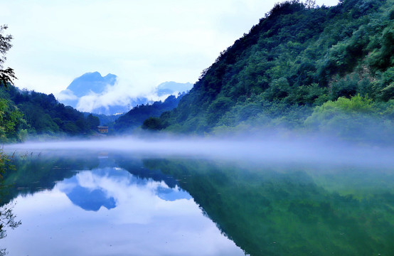 汇湾河十