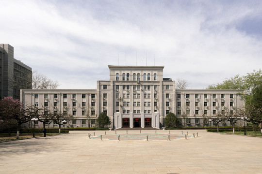 北京理工大学