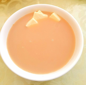 内蒙奶茶泡奶豆腐