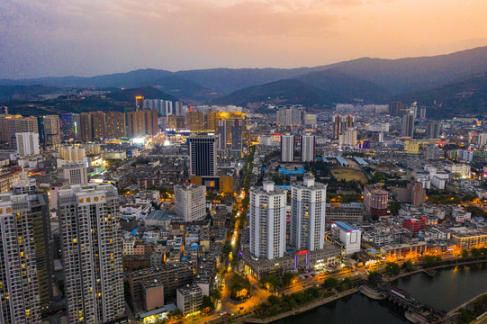 航拍云南大理市区夜景风光