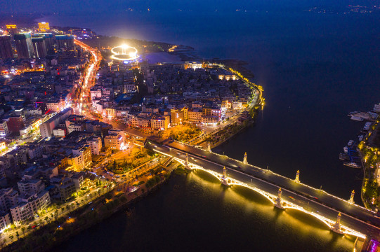 航拍云南大理市区夜景风光