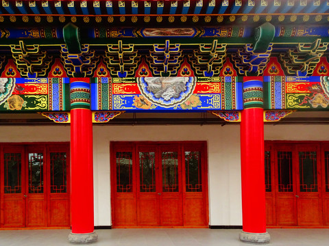 彩绘古建中式门