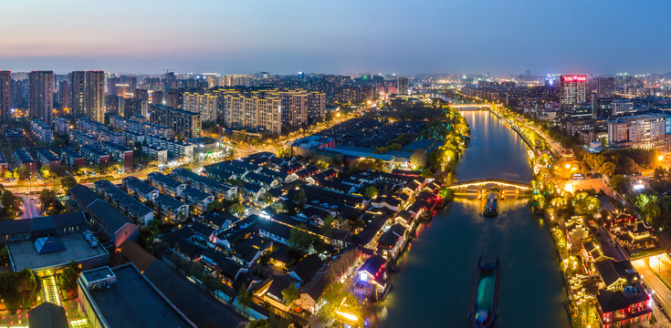 航拍杭州历史遗迹拱宸桥夜景