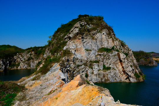 丹阳七峰湖景区