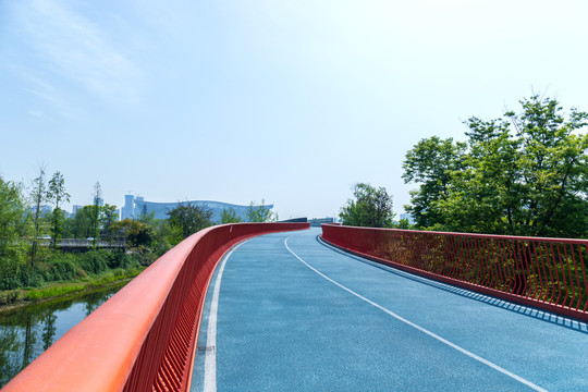 成都锦城公园景观桥和环球中心