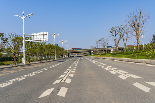 东莞滨海湾兴海路