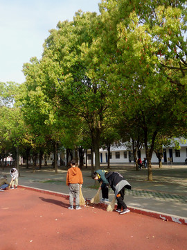 校园清洁大扫除