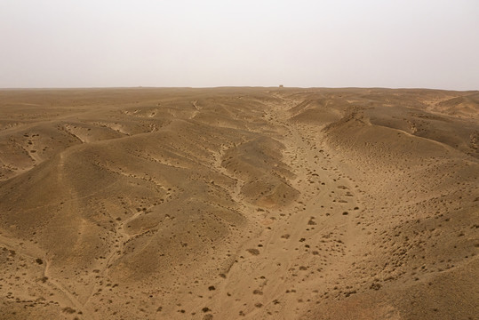 山区沟壑烽燧