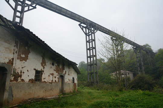 田间水渠