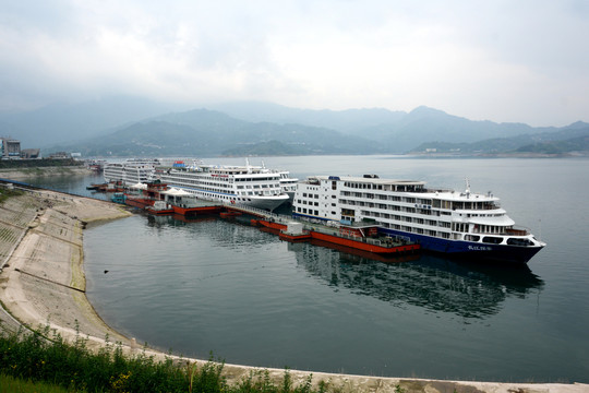 三峡大坝库区