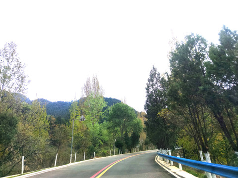 山间公路