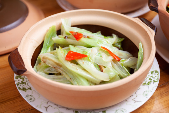 砂锅啫生菜
