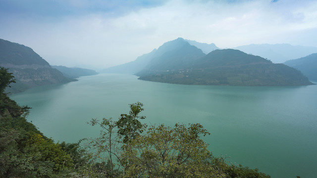 宜宾金沙江向家坝库区青山绿水