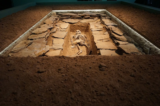 新石器时代墓葬