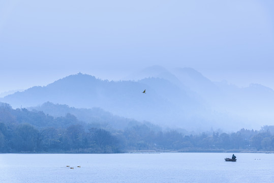 杭州西湖风光烟雨西湖