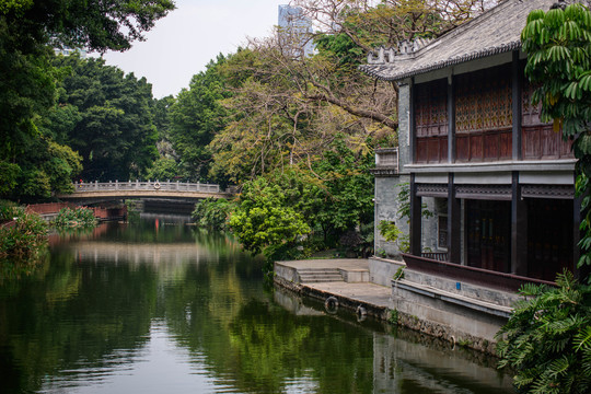 广州荔湾湖公园岭南园林