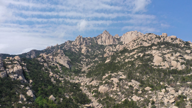 青岛崂山华严寺雕龙嘴