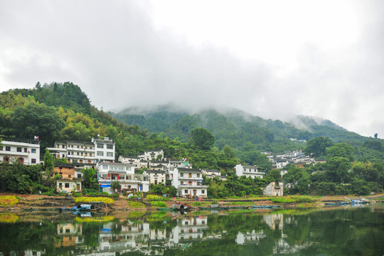 新安江山水画廊