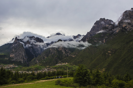 扎嘎纳的山