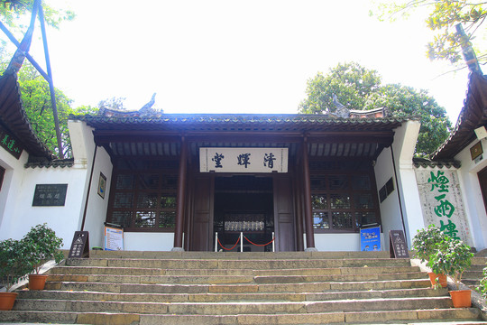 浙江嘉興南湖煙雨樓一大會址