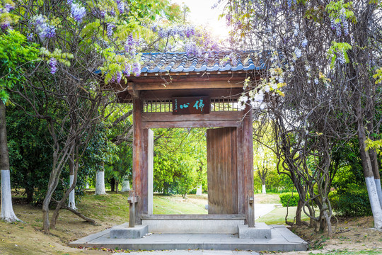 金山寺佛心门楼