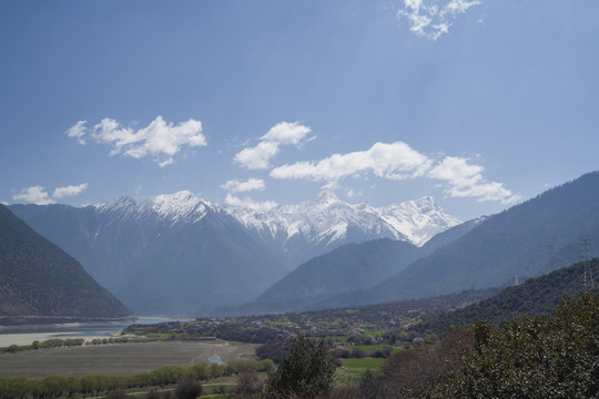 南迦巴瓦雪峰