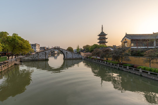 苏州古镇震泽古镇黄昏风景