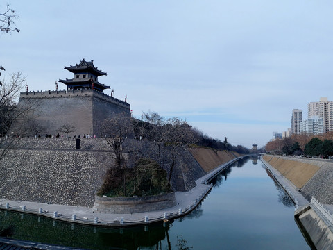 西安城墙护城河