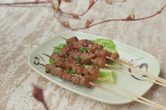 烤鲜羊肉串