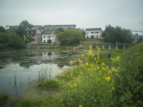 小桥流水人家