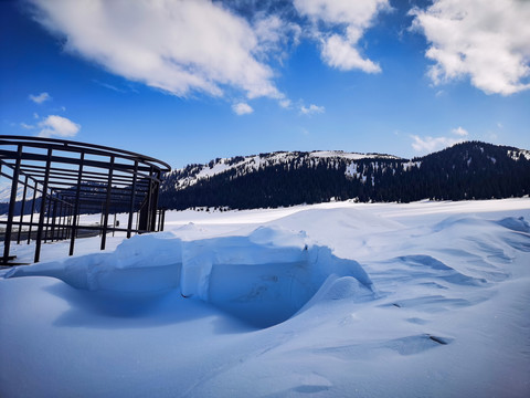 新疆雪景