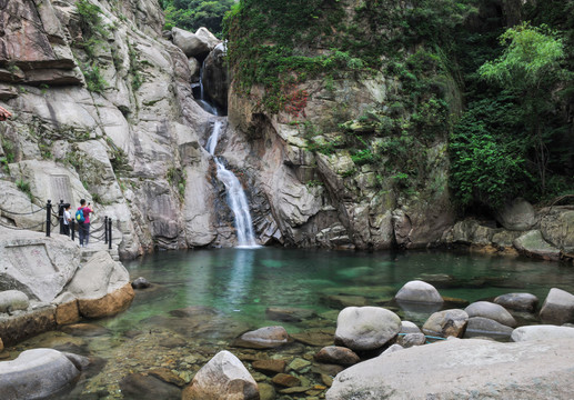 崂山北九水瀑布