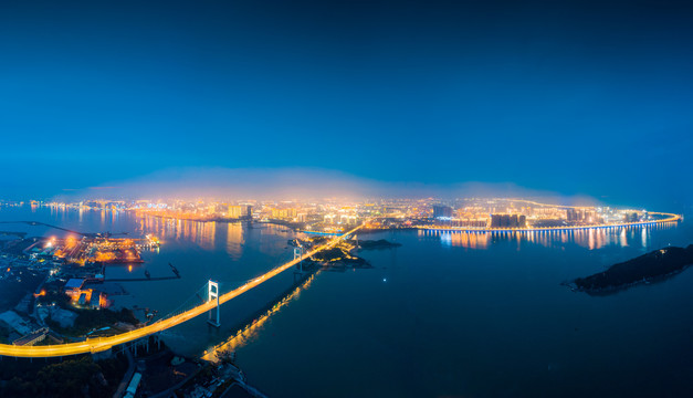 汕头海湾大桥夜景