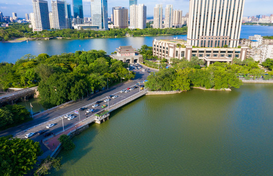 惠州朝京门与惠州大桥