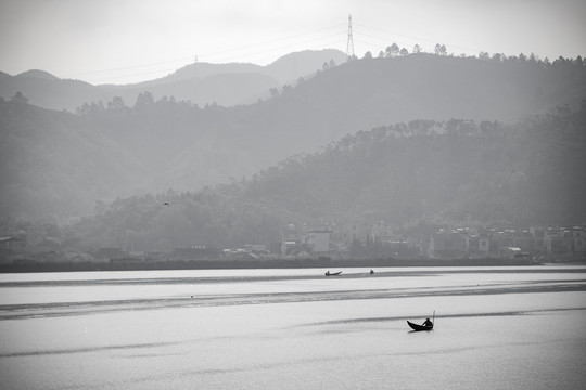 历经山海