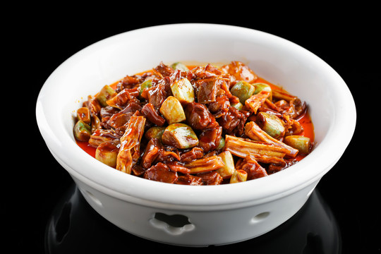 臘八蒜燜羊肉
