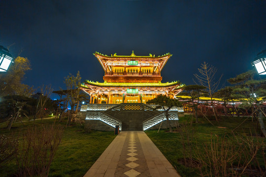 太原迎泽公园夜景