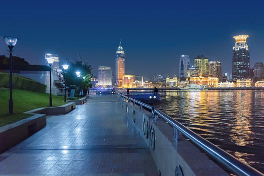 上海外滩黄浦江夜景